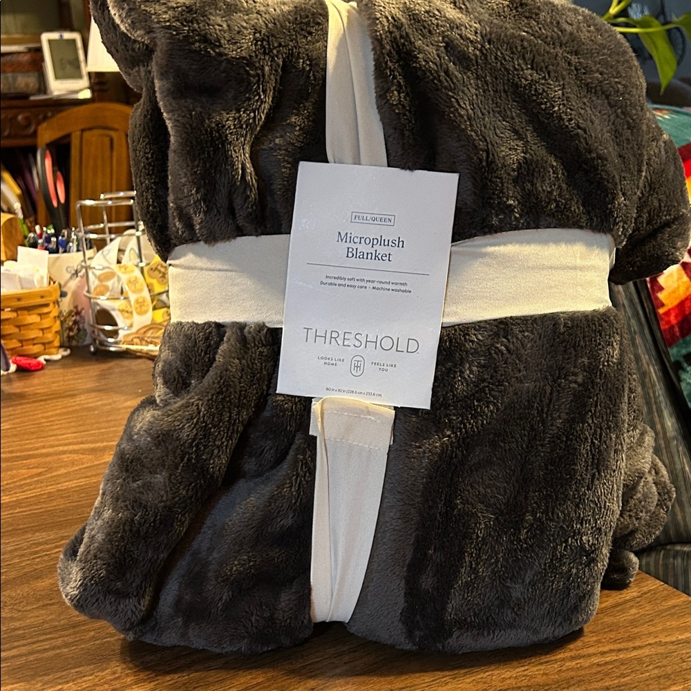 Threshold Microplush Blanket - Charcoal